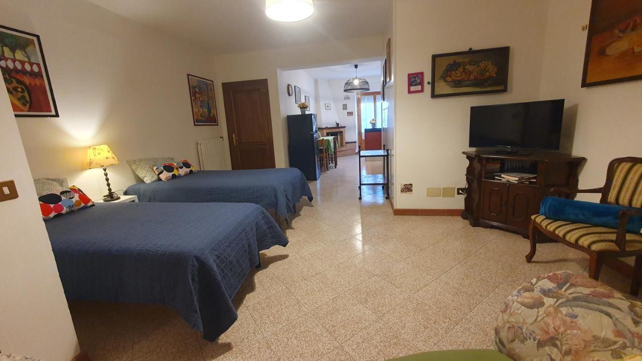 Le Casette Di Civitella La Casa Di Nonna Giulia Civitella Del Lago Extérieur photo