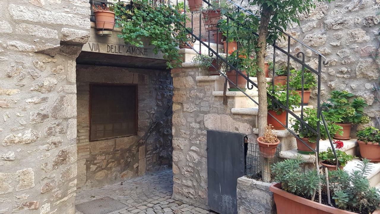 Le Casette Di Civitella La Casa Di Nonna Giulia Civitella Del Lago Extérieur photo