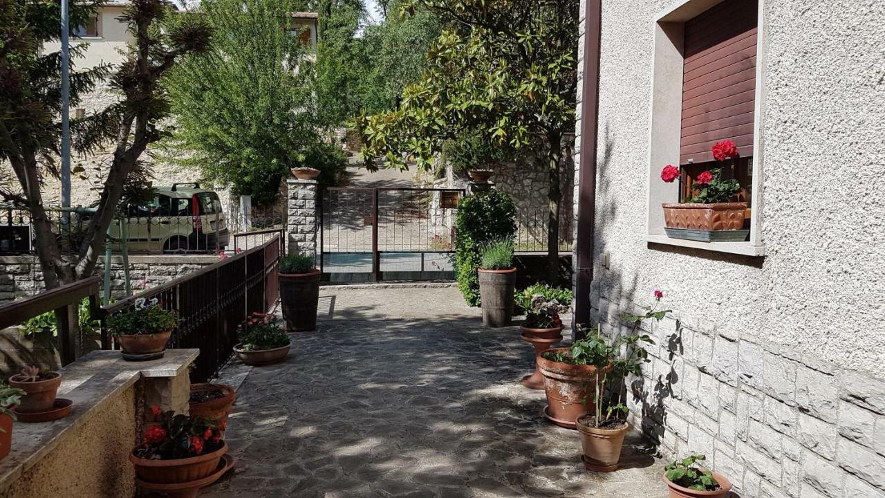 Le Casette Di Civitella La Casa Di Nonna Giulia Civitella Del Lago Extérieur photo
